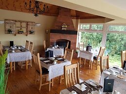 The River's Edge Guest House