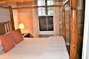 Simonton Court Historic Inn & Cottages