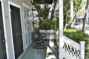 Simonton Court Historic Inn & Cottages