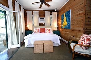 Simonton Court Historic Inn & Cottages