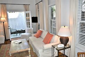 Simonton Court Historic Inn & Cottages