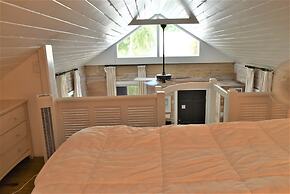 Simonton Court Historic Inn & Cottages