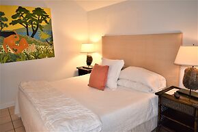 Simonton Court Historic Inn & Cottages