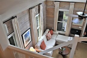 Simonton Court Historic Inn & Cottages