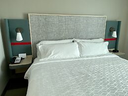 avid hotels Beaumont by IHG