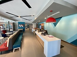 avid hotels Beaumont by IHG