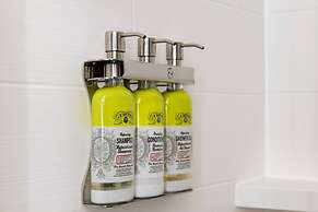 Holiday Inn Express & Suites Romeoville - Joliet North by IHG