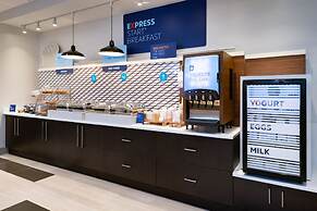 Holiday Inn Express & Suites Romeoville - Joliet North by IHG