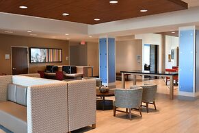 Holiday Inn Express & Suites Romeoville - Joliet North by IHG
