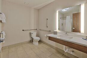 Holiday Inn Express & Suites Albuquerque East by IHG