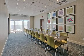Holiday Inn Express & Suites Albuquerque East by IHG