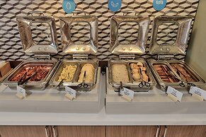 Holiday Inn Express & Suites Albuquerque East by IHG