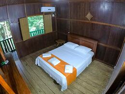 Amazonia Jungle Hotel