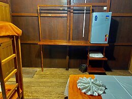 Amazonia Jungle Hotel