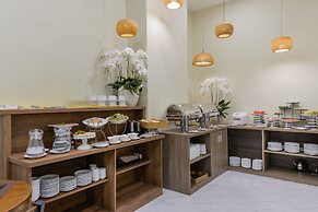 Akoya Saigon Central Hotel