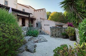 Villa Pedra Natural Houses