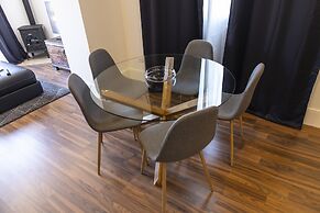 Blue River Apartments