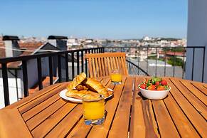 Blue River Apartments