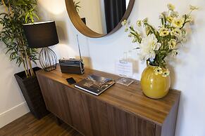 Blue River Apartments