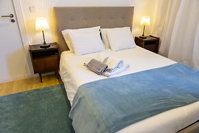 Blue River Apartments