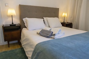 Blue River Apartments