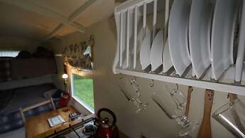 Shepherd's Hut @ Westcote