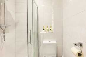 12 Helena House Studio