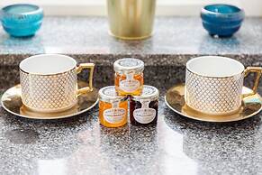 12 Helena House Studio