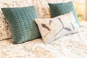 12 Helena House Studio