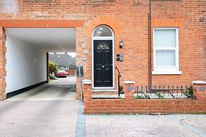 12 Helena House Studio