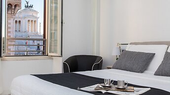 Rental In Rome Piazza Venezia View Luxury Apartment B