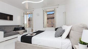 Rental In Rome Piazza Venezia View Luxury Apartment B