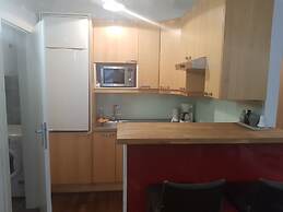 Amazing Flat near Center