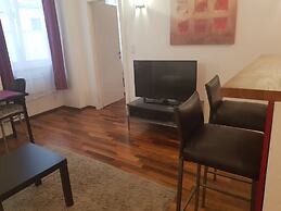 Amazing Flat near Center