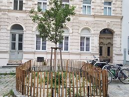 Amazing Flat near Center