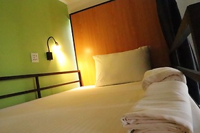 Miracle City Inn Hostel