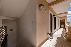 Hotel Colonial Zaci by GuruHotel