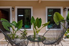 Hotel Colonial Zaci by GuruHotel