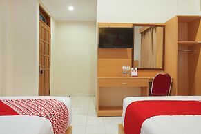 OYO 902 Hotel Pondok Anggun