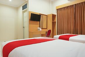OYO 902 Hotel Pondok Anggun