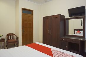 OYO 902 Hotel Pondok Anggun