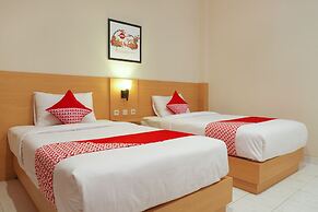 OYO 902 Hotel Pondok Anggun