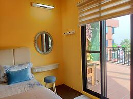 Teacher Cai Homestay