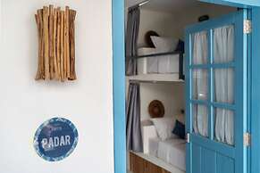 Seaesta Komodo Hotel & Hostel