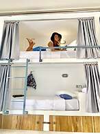 Seaesta Komodo Hotel & Hostel