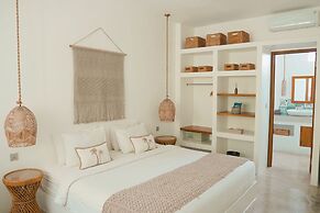 Seaesta Komodo Hotel & Hostel