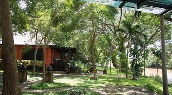 Baan Nai Soi Homestay