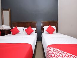 OYO 1190 Nice Stay Hotel