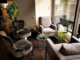 Bluewater Hotel Taoyuan