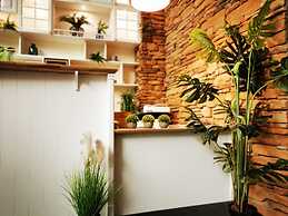 Bluewater Hotel Taoyuan